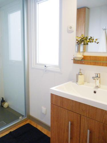 Charmant Mobile-home 6 Personnes - Camping 4*