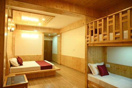 Hotel Khwabeeda Stays