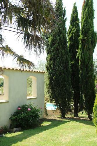 Belle Villa Au Calme Avec Piscine Couverte