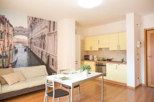 Divian Apartments