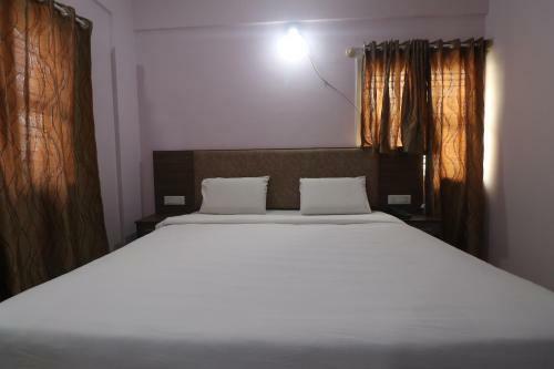 Hotel Collection O 84214 Ivory Petals Service Apartments