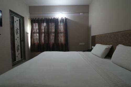Hotel Collection O 84214 Ivory Petals Service Apartments