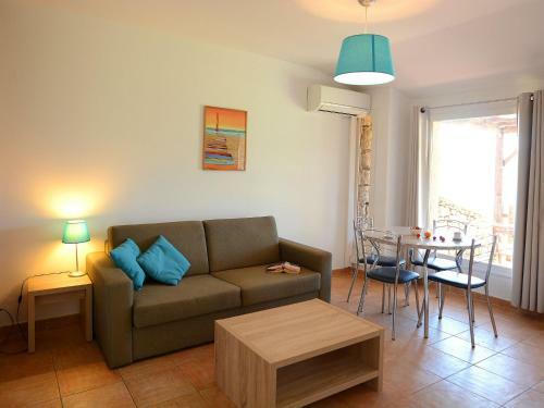 R�sidence Alba Rossa, Serra-di-ferro, Accommodation With Terrace Or Balcony