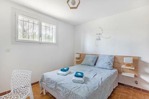 Bright House With Terrace And Garden