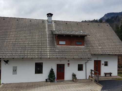 Hostal Vaznik Farm House Apartments
