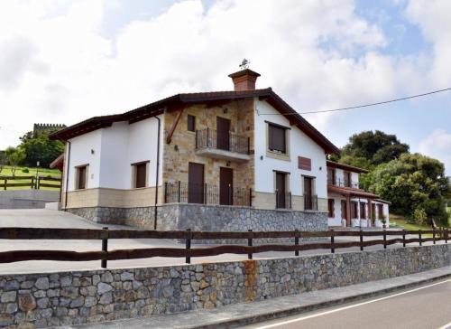 Apartamentos La Fragata
