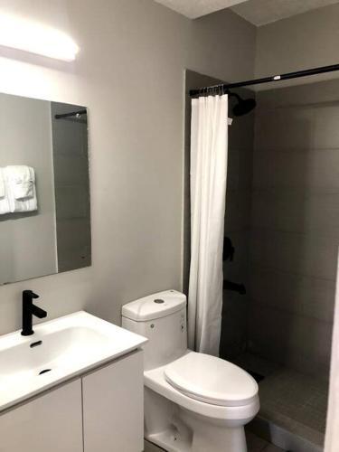 Apartamento Rose&eddie -worthington: Central 2br W/ Parking ++