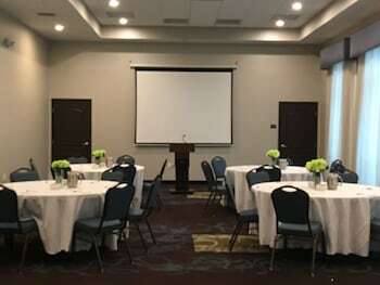 Hotel Staybridge Suites St. Petersburg Fl