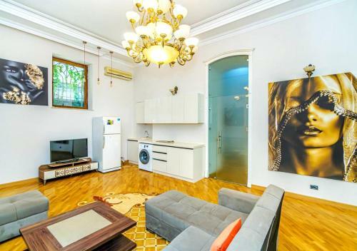 Apartment On Mado - Nizami St