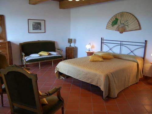 Tranquil Holiday Home In San Casciano Dei Bagni With Pool