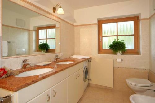 Apartment Contenteza For 6 People - San Cassiano