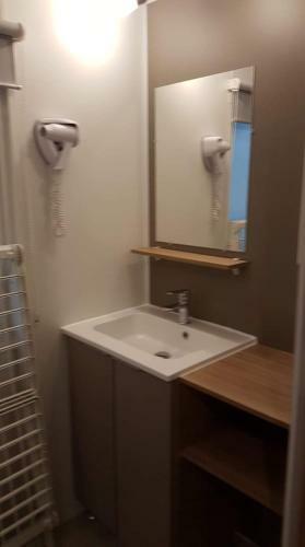 Mobilhome Camping 4 �toiles Narbonne-plage