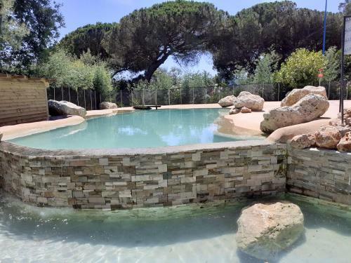 Le Bungalow Ensoleill� � Mandelieu La Napoule
