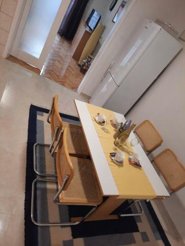Apartman Square