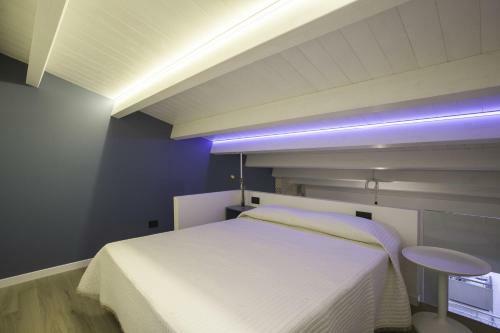 Hostal Acquapazza Restaurant & Room