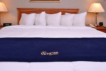 Hotel New Victorian Inn & Suites Omaha