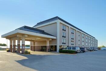 Hotel New Victorian Inn & Suites Omaha