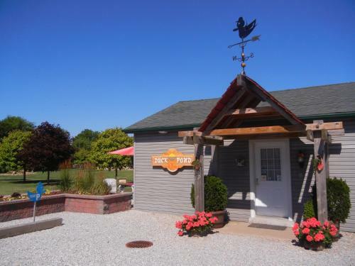 Duck Pond B&B Cottage