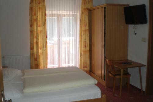Hostal Gasthof Alpenrose