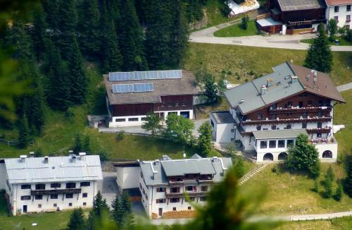 Hostal Gasthof Alpenrose