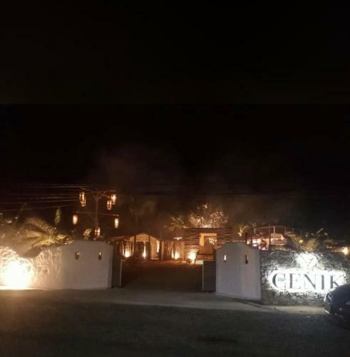 Cenik Beach Club-hotel