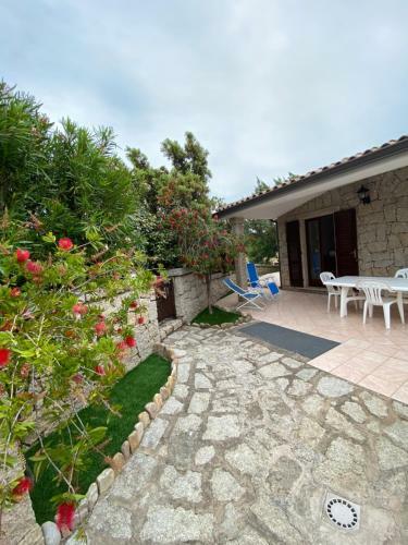 Viletta Bifamiliare Villaggio Baia Vignola