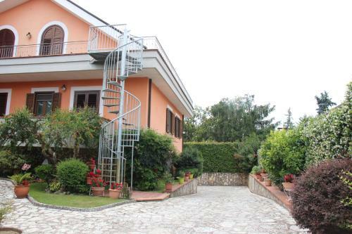 Apartamento La Soffitta - Appartamenti In Villa