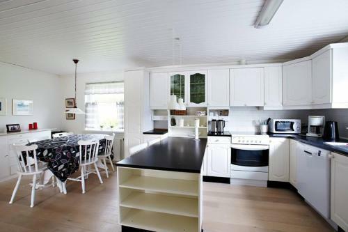 Apartamento Liljulon / First Floor / Views / Location