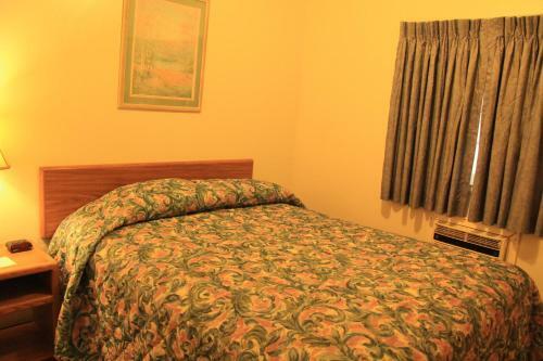 Sunrise Motor Inn