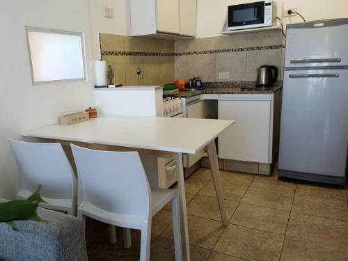 Apartamento Monoambiente En Zona De Rio, Parques Y Bares.