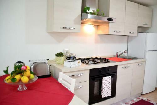 Apartamento Little Red Cocoon - Monolocale A Cinque Minuti Dal Mare