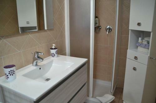 Apartamento Little Red Cocoon - Monolocale A Cinque Minuti Dal Mare