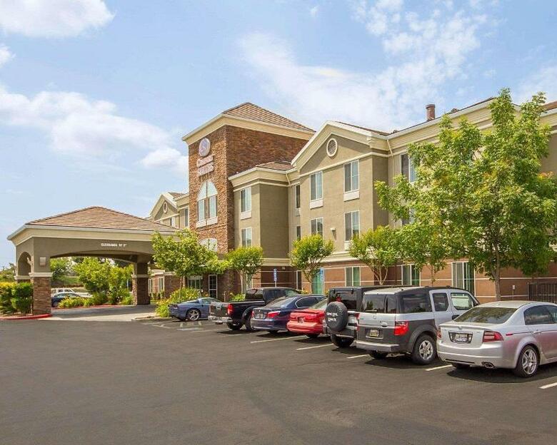Hotel Comfort Suites Turlock