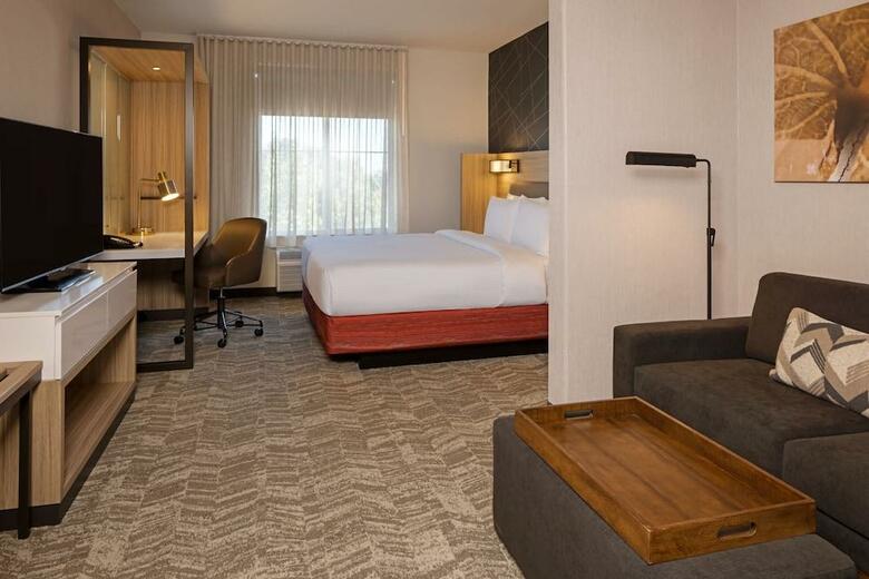 Hotel Comfort Suites Turlock