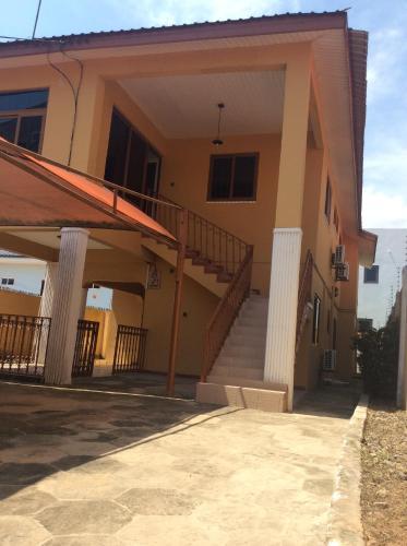 Hostal East Airport Suite 2