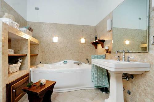 Villa Casale Della Serra