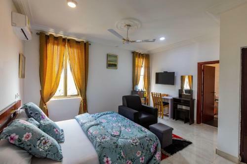 Bed & Breakfast Noyes Guest Lodge