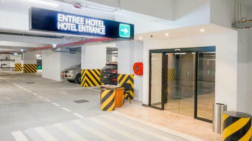 Star Land Hotel Bastos