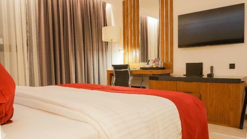 Star Land Hotel Bastos