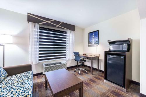 Hotel Baymont Inn & Suites - Madison