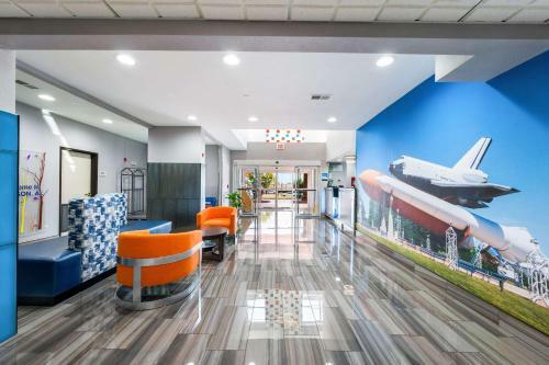 Hotel Baymont Inn & Suites - Madison