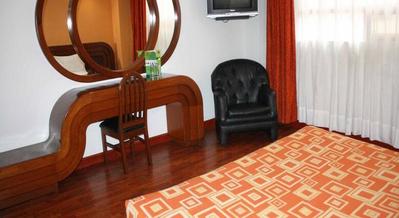 Hotel Escala Siglo XXI