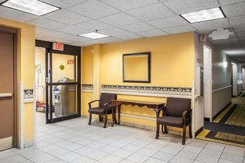 Hotel Rodeway Inn & Suites Milwaukee