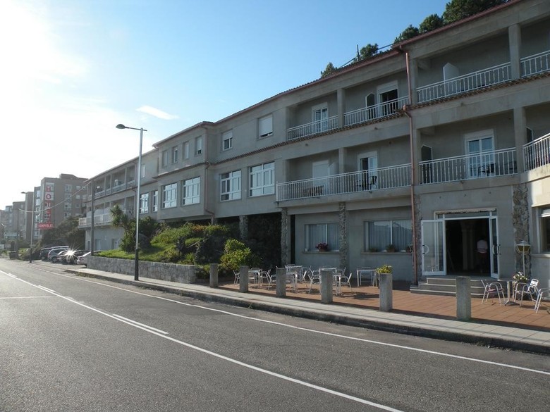 Hotel Rompeolas