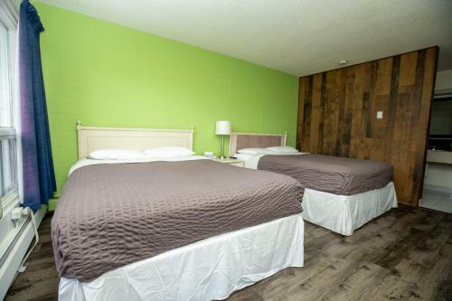 Camrose Motel