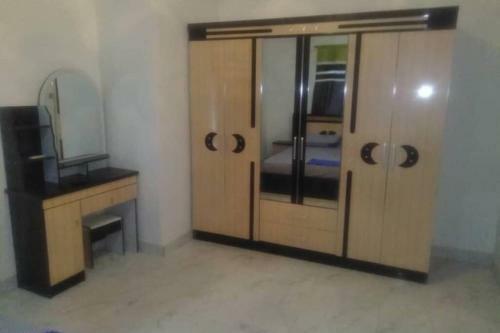 The Charming Bristolian Holiday Home