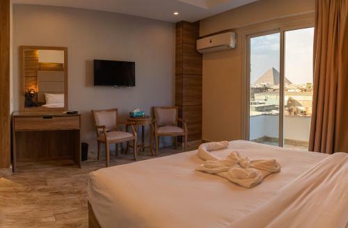 Nine Pyramids View Hotel