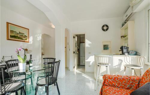 Stunning Apartment In Sanremo With 2 Bedrooms