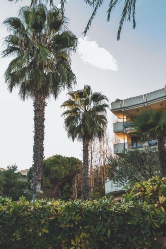 Apartamento Nuovissimo Trilocale Nel Verde A 400 M Dal Mare