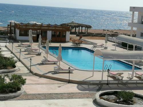 Hotel Sarah Village